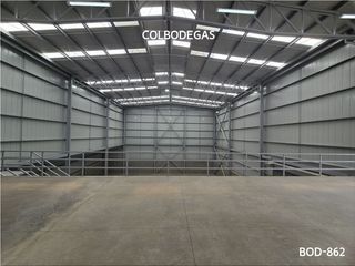 Foto 5 de RENTO BODEGA 631 MTS2,  Imagina las posibilidades que tendrás en un espacio tan amplio y bien equipado, Excelentes vías de acceso.