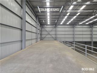 Foto 9 de RENTO BODEGA 631 MTS2,  Imagina las posibilidades que tendrás en un espacio tan amplio y bien equipado, Excelentes vías de acceso.