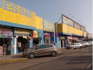 Foto 1 de Gran Oportunidad De Negocio Se Vende Stand - Zona Altamente Comercial