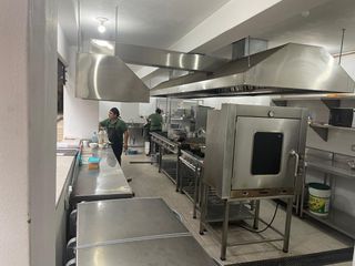 Foto 7 de TINGO - OPORTUNIDAD DE NEGOCIO - SE VENDE RESTAURANTE EQUIPADO - AREQUIPA