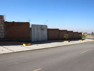 Foto 1 de CIUDAD DE DIOS - YURA - 500 M2 LOTE URBANO EN ESQUINA - ESPALDA MUNIC. YURA