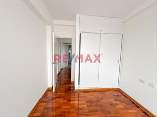 Foto 16 de Se Vende Terreno De 150 M2 En Residencial Monterrico - La Molina