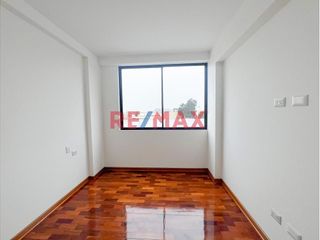 Foto 11 de Se Vende Terreno De 150 M2 En Residencial Monterrico - La Molina
