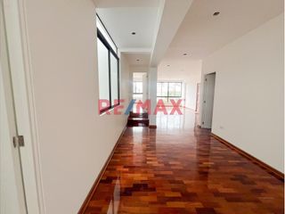 Foto 14 de Se Vende Terreno De 150 M2 En Residencial Monterrico - La Molina