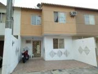 Foto 2 de HERMOSA VILLA EN CONJUNTO RESIDENCIAL CERRADO, PARAISO DEL RIO, NORTE GUAYAQUIL,