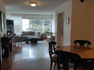 Foto 6 de VENTA DE LINDO DEPARTAMENTO EN AURORA MIRAFLORES FRENTE A PARQUE