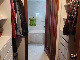 Foto 17 de VENTA DE LINDO DEPARTAMENTO EN AURORA MIRAFLORES FRENTE A PARQUE