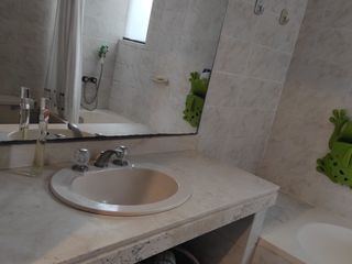 Foto 20 de VENTA DE LINDO DEPARTAMENTO EN AURORA MIRAFLORES FRENTE A PARQUE
