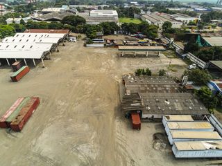 Foto 3 de Espacios para bodegaje o operaciones industriales – Cali, Palmira