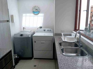 Foto 4 de CASA DE VENTA EN TUMBACO
