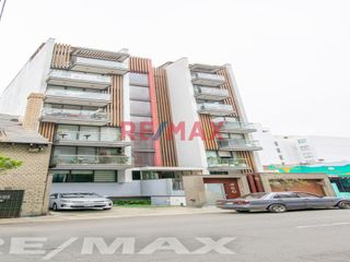 Foto 1 de Venta Departamento Triplex 240 M2 En Miraflores