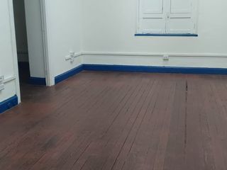 Foto 4 de VENDO CASA IDEAL OFICINA EN CERCADO DE LIMA