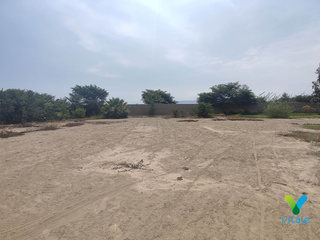 Foto 8 de Amplio Terreno en Venta en El Carmen, Chincha