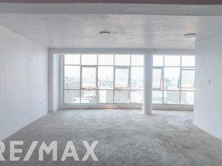 Foto 12 de Alquiler Moderno Local 185M2 En Avenida Comercial En Puente Piedra