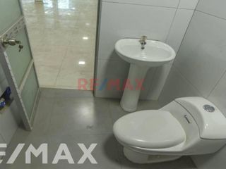 Foto 7 de Alquiler Moderno Local 185M2 En Avenida Comercial En Puente Piedra