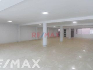 Foto 10 de Alquiler Moderno Local 185M2 En Avenida Comercial En Puente Piedra