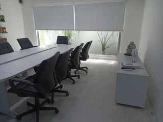Foto 2 de OFICINA EN VENTA URDESA GUAYAQUIL