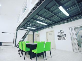 Foto 23 de OFICINA EN VENTA URDESA GUAYAQUIL
