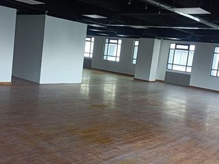 Foto 2 de Rento ESPECTACULAR  OFICINA 412M2, PISO COMPLETO CON GENERADOR ELECTRICO