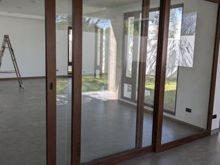 Foto 20 de HERMOSA CASA DE VENTA EN PLANOS EN PUEMBO VIA ARRAYANES