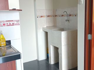 Foto 4 de VENTA AMPLIO DPTO EN LOS OLIVOS 120 M2- 5 HAB-5 BAÑOS
