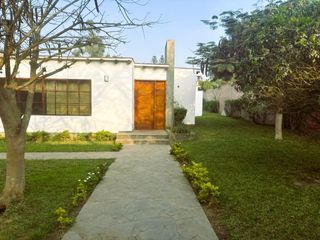 Foto 1 de Vendo linda casa en av. Reusche, Pachacamac