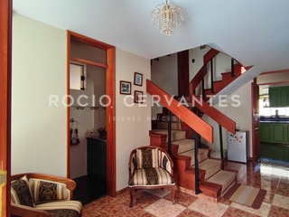 Foto 4 de ¡VENDO CASA de 3 pisos en Yanahuara! - Precio en $$