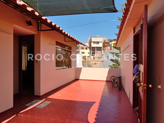 Foto 13 de ¡VENDO CASA de 3 pisos en Yanahuara! - Precio en $$
