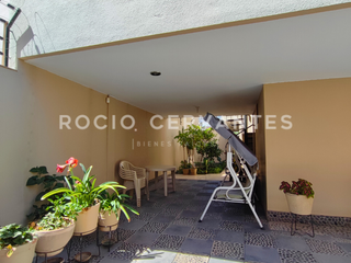 Foto 16 de ¡VENDO CASA de 3 pisos en Yanahuara! - Precio en $$