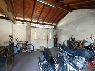 Foto 14 de Castelar Norte - Venta - Casa 4 Ambientes