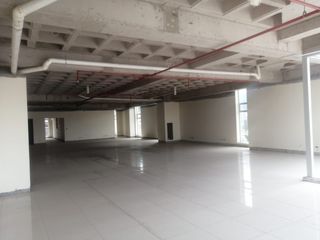 Foto 3 de Se Vende Edificio Comercial 3040M2 Naciones Unidas