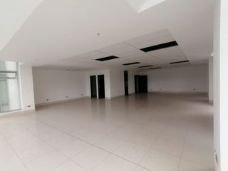 Foto 7 de Se Vende Edificio Comercial 3040M2 Naciones Unidas
