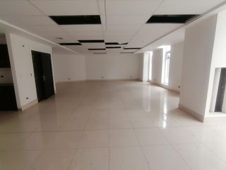 Foto 16 de Se Vende Edificio Comercial 3040M2 Naciones Unidas