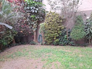 Foto 7 de CASA COMO TERRENO ( 303.80 M2) EN URB RESIDENCIAL HIGUERETA $ 600,000