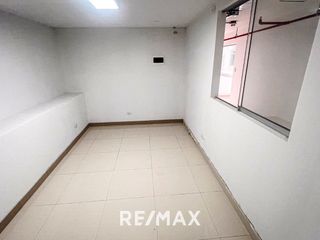 Foto 7 de Alquiler De Oficina De 805 M2 Piso Completo En San Isidro
