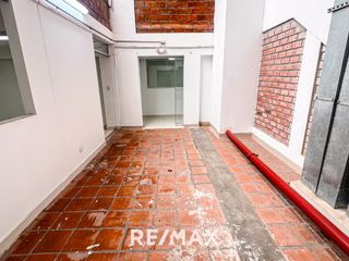 Foto 8 de Alquiler De Oficina De 805 M2 Piso Completo En San Isidro