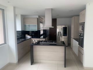 Foto 13 de VENTA HERMOSO APARTAMENTO SECTOR PRICESMART