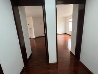 Foto 19 de Vendo Hermosa Casa Remodelada - San Borja