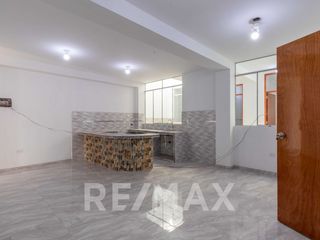 Foto 5 de Alquiler Casa En Estreno 240m2 En San Martin De Porres