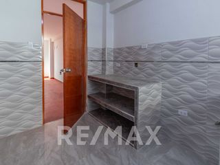 Foto 16 de Alquiler Casa En Estreno 240m2 En San Martin De Porres