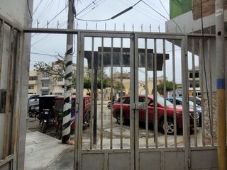 Foto 18 de REMATE DE CASA EN EL CENTRO DE CHICLAYO