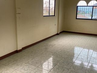 Foto 3 de vendo casa por el banco del pichincha del indio colorado