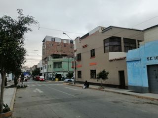 Foto 6 de VENTA DE CASONA DE 2 PISOS CON AZOTEA