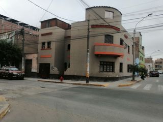 Foto 16 de VENTA DE CASONA DE 2 PISOS CON AZOTEA