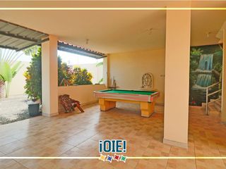 Foto 7 de Venta: Casa de 3 pisos en Puerto Cayo, Ecuador.