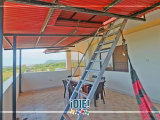 Foto 31 de Venta: Casa de 3 pisos en Puerto Cayo, Ecuador.