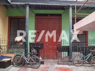 Foto 1 de Venta De Casona En El Rímac