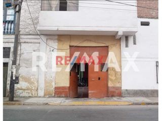 Foto 6 de Venta De Casona En El Rímac