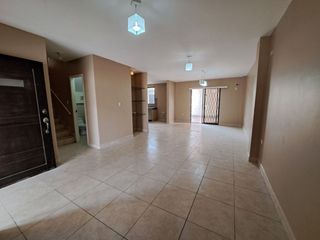Foto 5 de Casa de alquiler en los gavilanes manta zona sur