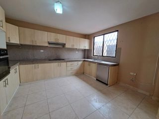 Foto 6 de Casa de alquiler en los gavilanes manta zona sur